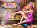 Jwèt Flirte nan Sauna Goldie sou entènèt